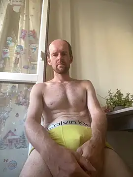 LynnAhNight online show from July 24, 3:26 am