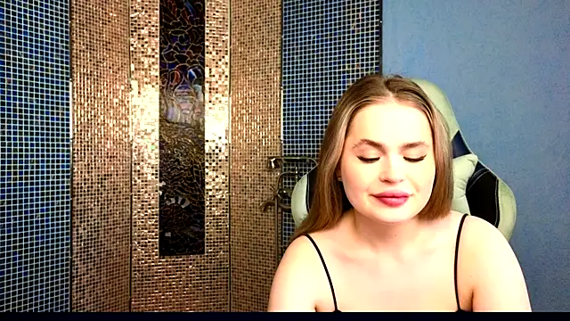 Snapshot of GoodJessi chatting on March 8, 4:45 am GoodJessi online show from March 8, 4:45 am