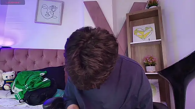 Snapshot of PepperTwink chatting on October 27, 4:33 pm PepperTwink online show from October 27, 4:33 pm