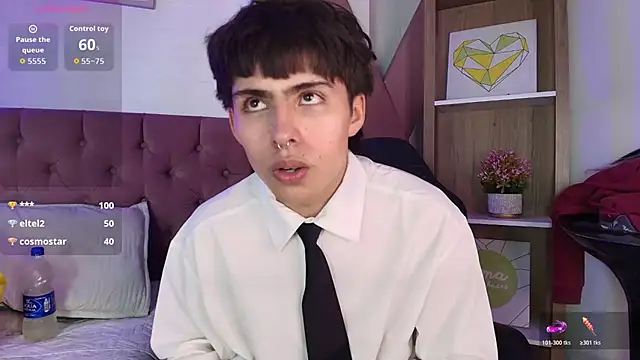 Snapshot of PepperTwink chatting on October 30, 4:52 pm PepperTwink online show from October 30, 4:52 pm