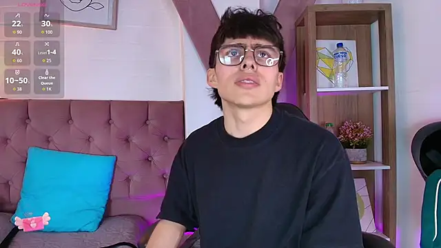 Snapshot of PepperTwink chatting on November 22, 5:01 pm PepperTwink online show from November 22, 5:01 pm