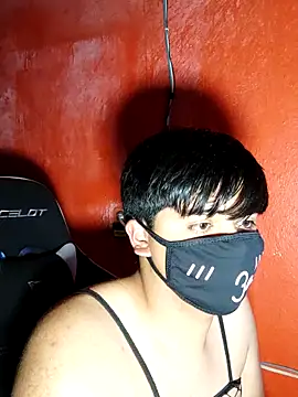 LuisA Femm online show from February 20, 5:55 am