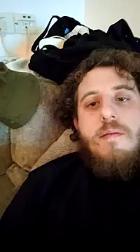 Snapshot of meandhim05 chatting on February 1, 12:29 am meandhim05 online show from February 1, 12:29 am