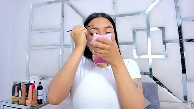 ZoeWan69 online show from November 19, 11:32 am