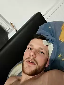 Cosmin224451 online show from December 3, 9:46 pm