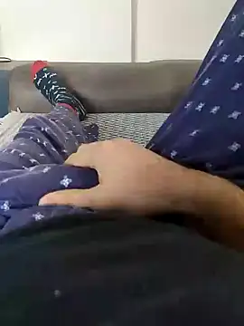Snapshot of legolasleo chatting on February 6, 2:15 pm legolasleo online show from February 6, 2:15 pm