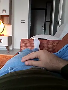 legolasleo online show from March 31, 3:19 am