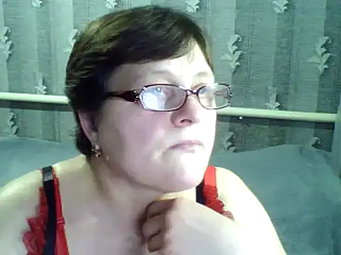 Snapshot of ElzaJewel chatting on February 18, 8:14 pm ElzaJewel online show from February 18, 8:14 pm