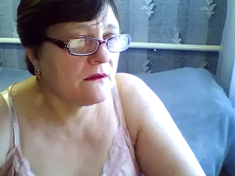 Snapshot of ElzaJewel chatting on February 19, 10:23 am ElzaJewel online show from February 19, 10:23 am