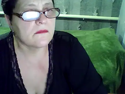 Snapshot of ElzaJewel chatting on March 4, 8:38 pm ElzaJewel online show from March 4, 8:38 pm