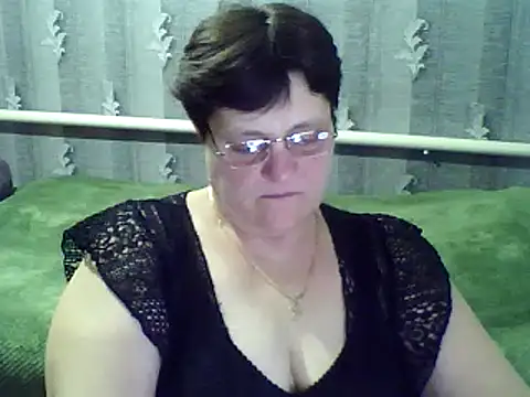 Snapshot of ElzaJewel chatting on March 13, 7:39 pm ElzaJewel online show from March 13, 7:39 pm