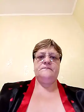 Snapshot of ElzaJewel chatting on September 28, 2:28 am ElzaJewel online show from September 28, 2:28 am