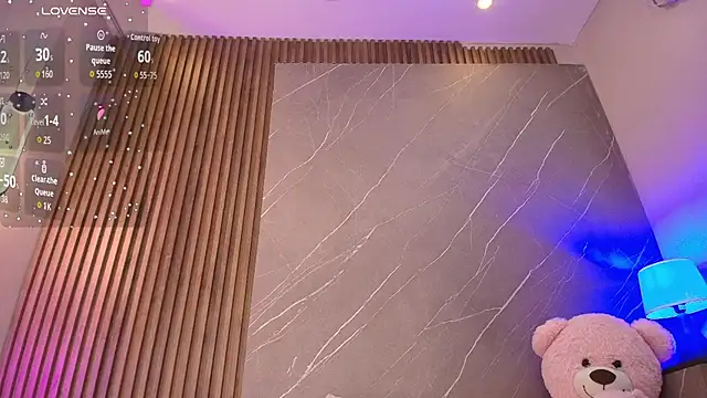 ariana jhonson1 online show from February 11, 12:32 pm