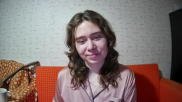 Snapshot of girliemilk chatting on November 29, 8:12 pm girliemilk online show from November 29, 8:12 pm