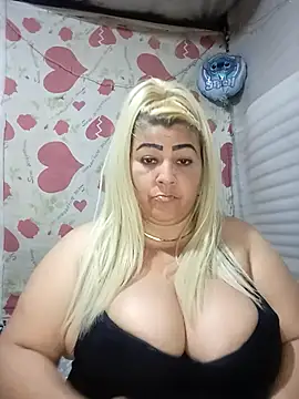 BonniAdams online show from April 5, 4:42 am