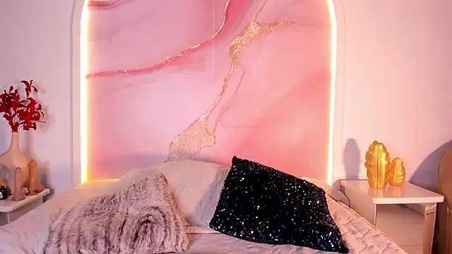 Sofii Lopezz online show from February 22, 2:30 pm