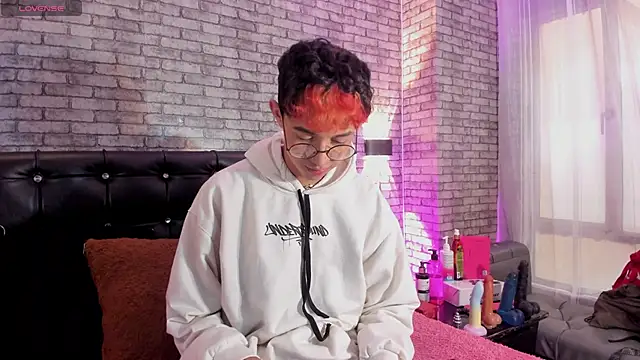 Allen Starck online show from February 23, 7:55 pm