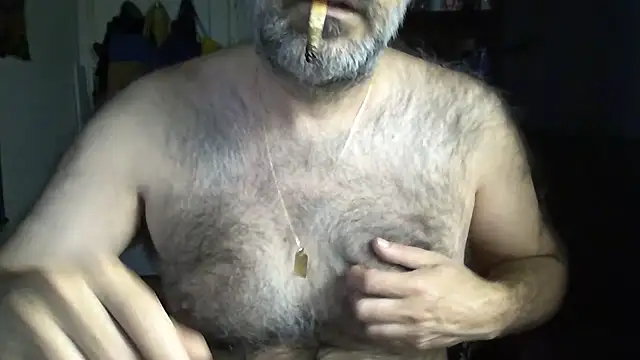 Snapshot of arka6 chatting on April 18, 8:51 am arka6 online show from April 18, 8:51 am