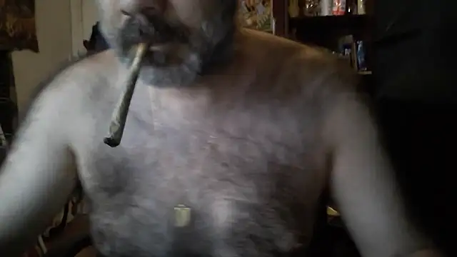 Snapshot of arka6 chatting on April 19, 10:25 am arka6 online show from April 19, 10:25 am