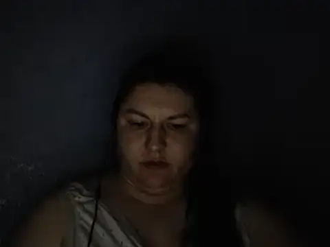 Snapshot of KiraSwee chatting on March 5, 9:59 pm KiraSwee online show from March 5, 9:59 pm