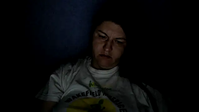 Snapshot of KiraSwee chatting on September 14, 8:08 pm KiraSwee online show from September 14, 8:08 pm