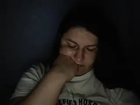 Snapshot of KiraSwee chatting on September 19, 6:08 pm KiraSwee online show from September 19, 6:08 pm