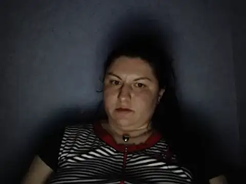 Snapshot of KiraSwee chatting on September 26, 6:23 pm KiraSwee online show from September 26, 6:23 pm