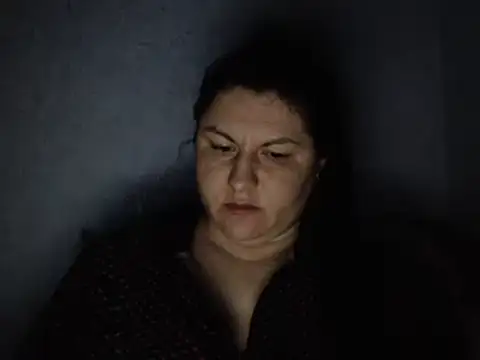 Snapshot of KiraSwee chatting on October 3, 6:27 pm KiraSwee online show from October 3, 6:27 pm