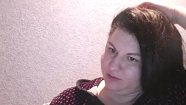 KiraSwee online show from November 30, 5:28 pm