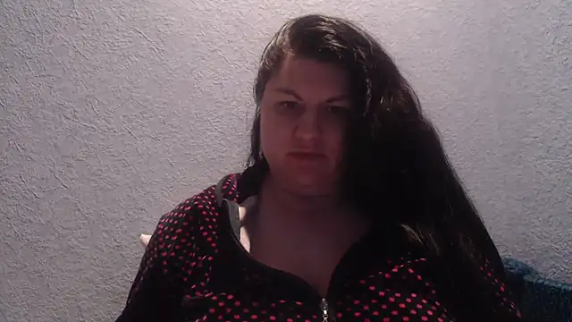 KiraSwee online show from December 5, 5:31 pm