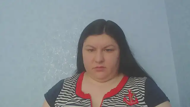 Snapshot of KiraSwee chatting on February 20, 10:49 am KiraSwee online show from February 20, 10:49 am