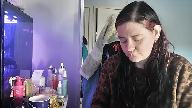 AureliaXOX online show from January 8, 10:06 am