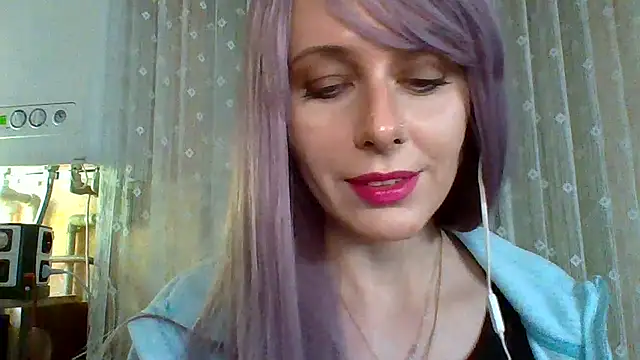 LuminousLady online show from February 17, 10:47 pm