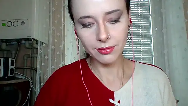 LuminousLady online show from October 2, 7:26 am