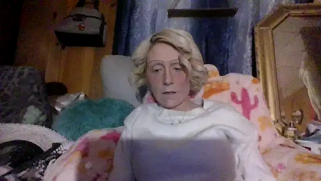 beautifulme23 online show from February 16, 9:05 pm