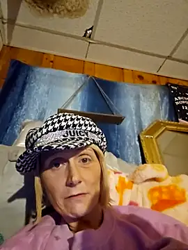 beautifulme23 online show from February 17, 6:20 am