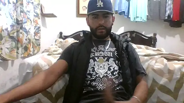 Snapshot of dickman10 chatting on September 17, 1:35 pm dickman10 online show from September 17, 1:35 pm