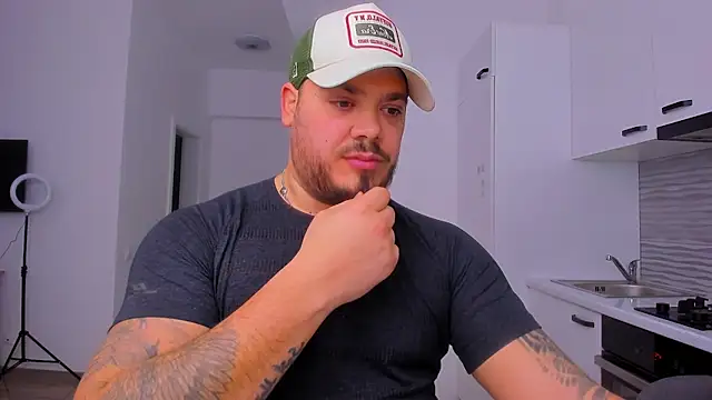 ZackMasterss online show from January 8, 11:18 pm