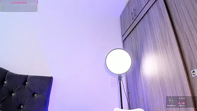 Snapshot of GABBY_CULLEN chatting on November 22, 6:07 pm GABBY CULLEN online show from November 22, 6:07 pm