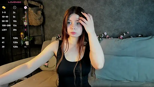 Amely Li1 online show from November 10, 9:30 am