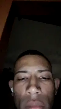 Mineirinho043 online show from February 12, 3:29 am