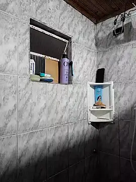 Mineirinho043 online show from December 5, 4:43 am