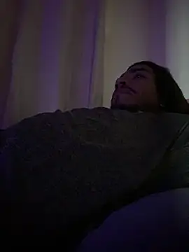 Mineirinho043 online show from March 18, 11:41 pm