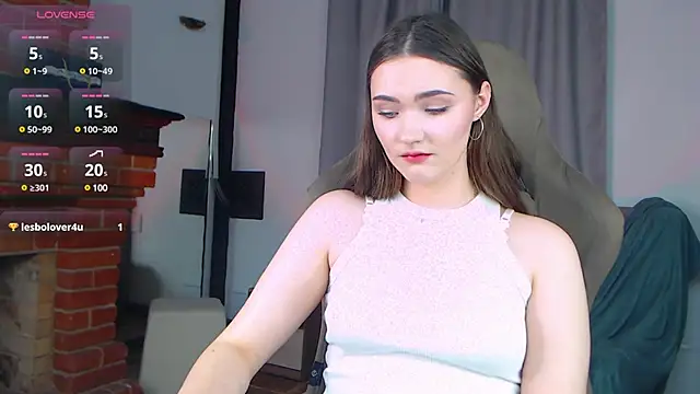 Snapshot of Kira_Jin chatting on February 11, 11:54 am Kira Jin online show from February 11, 11:54 am