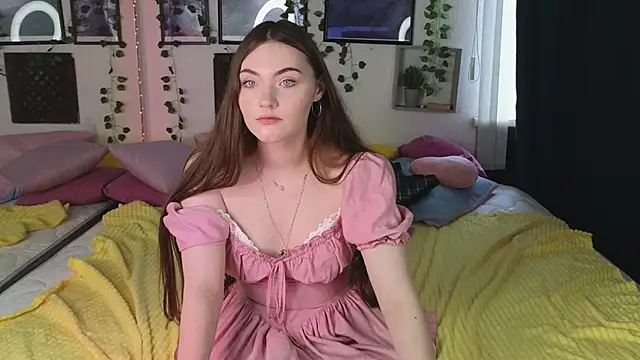 Snapshot of Kira_Jin chatting on February 15, 7:27 am Kira Jin online show from February 15, 7:27 am