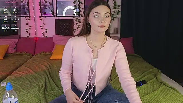 Snapshot of Kira_Jin chatting on February 21, 11:55 am Kira Jin online show from February 21, 11:55 am