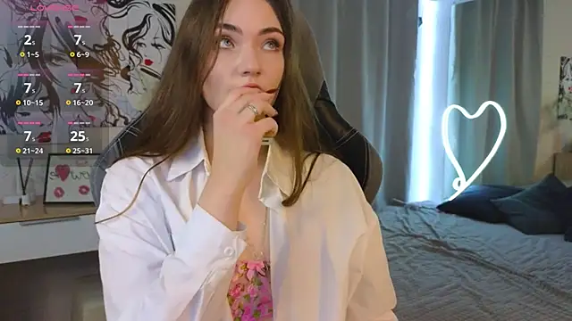 Snapshot of Kira_Jin chatting on March 13, 9:43 am Kira Jin online show from March 13, 9:43 am