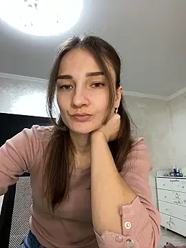 RoyalDessertt online show from January 9, 11:35 am