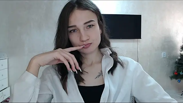 RoyalDessertt online show from January 12, 7:24 am