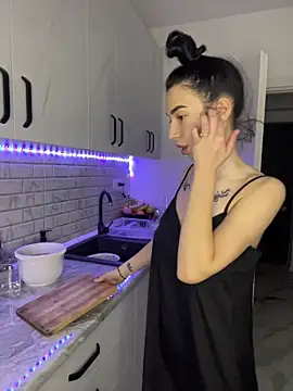 Celine Roxelle online show from January 9, 4:21 pm